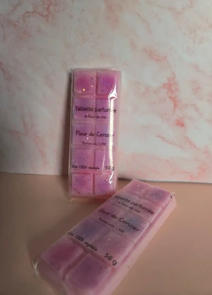 Fondant parfumé fleur de cerisier, condizioni: Nuovo con cartellino, €5.00, €5.95 include la Protezione acquisti