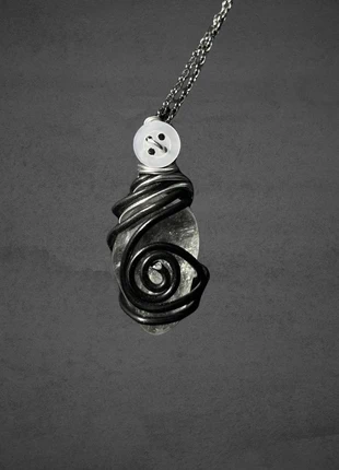 Quartz Button Necklace, brand: Fairy, condizioni: Ottime, €15.00, €16.45 include la Protezione acquisti