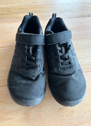 Baskets Décathlon Newfeel noir taille 35, marke: Decathlon, zustand: Gut, größe: 35, 5,00 €, 5,95 € inklusive Vinted-Käuferschutz