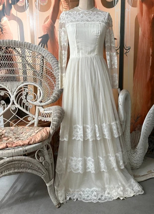 Original 60s 70s lace wedding dress, merk: Vintage, staat: Heel goed, maat: S / 36 / 8, € 150,00, € 158,20 inclusief Kopersbescherming