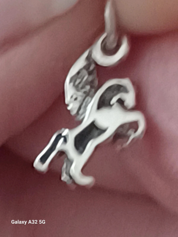 Vtg.Sterling silver " Pegasus" flying horse pendant/ charm 5