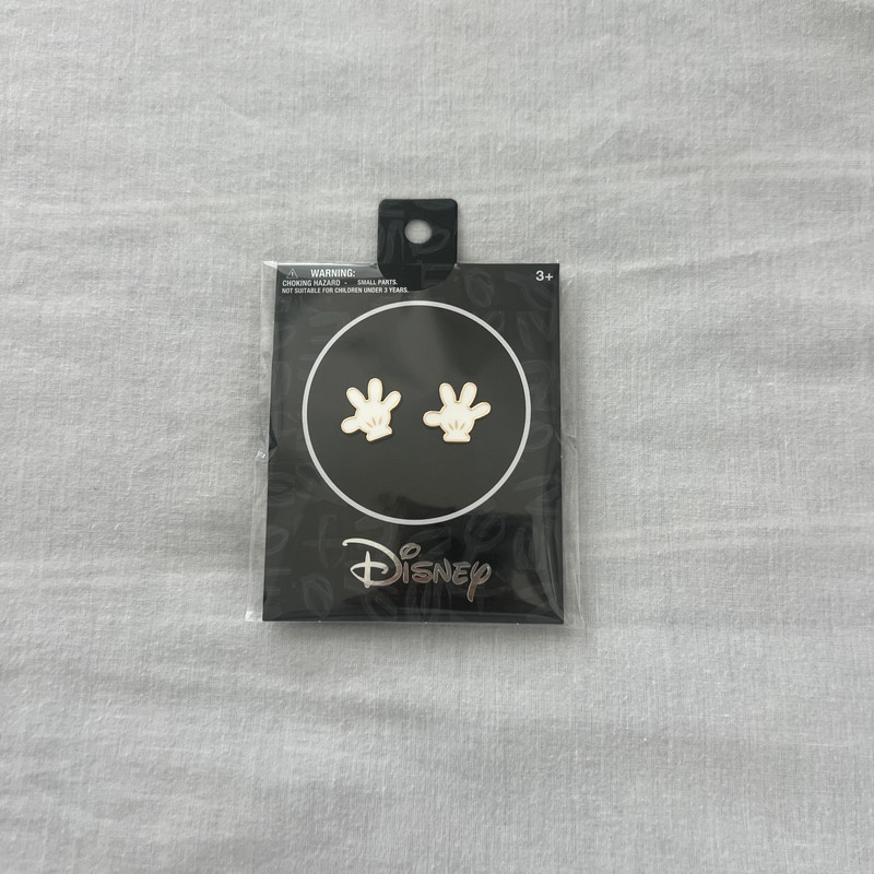 Disney Mickey Mouse earrings 1