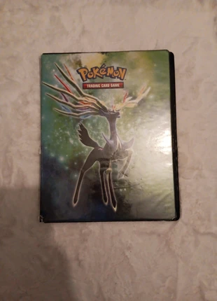 Vente classeur pokemon + lot de cartes communes., marke: Pokémon, zustand: Zufriedenstellend, 12,00 €, 13,30 € inklusive Vinted-Käuferschutz