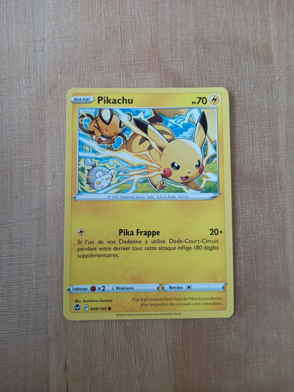 Range Carte Pokémon Pikachu et Dedenne • La Pokémon Boutique