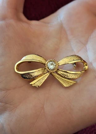 Broche Nœud Doré – Strass Central & Signée R, marca: Vintage Chic, estado: Muito bom, €64.90, €68.85 inclui Proteção do Comprador