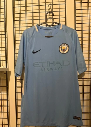 Maillot home man city 2017-2018, marque: Nike, état: Bon état, taille: M, 15,00 €, 16,45 € Protection acheteurs incluse