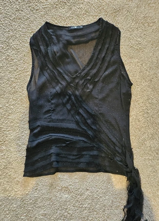 Top noir paillettes Taille 38 très bon état , marque: Autre Ton, état: Très bon état, taille: M / 38 / 10, 6,00 €, 7,00 € Protection acheteurs incluse