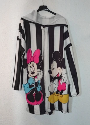 Chaqueta Mickey Mouse & Minnie  t.U, marque: tienda italiana, état: Très bon état, taille: M / 38 / 10, 15,00 €, 16,45 € Protection acheteurs incluse