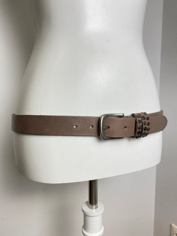 Petrol Industries Ledergürtel in Braun mit Nieten und Casual Design