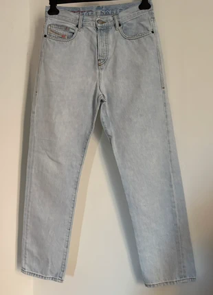 Jeans Diesel : Relaxed Jeans 1980 D-Eeper 09m74, marque: Diesel, état: Très bon état, taille: W29 | FR 38, 30,00 €, 32,20 € Protection acheteurs incluse