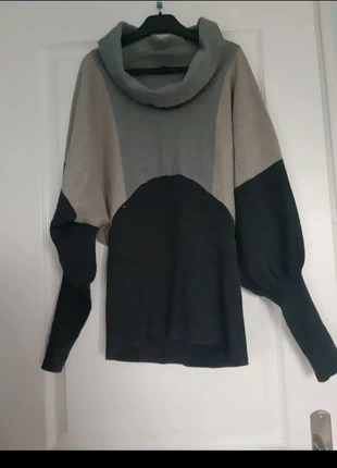 Pull chauve-souris Grain de Malice, merk: Grain de Malice, staat: Heel goed, maat: M / 38 / 10, € 3,00, € 3,85 inclusief Kopersbescherming
