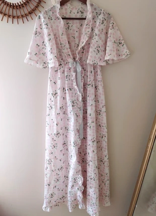 Nuisette vintage, merk: Vintage Dressing, staat: Heel goed, maat: M / 38 / 10, € 10,00, € 11,20 inclusief Kopersbescherming Pro