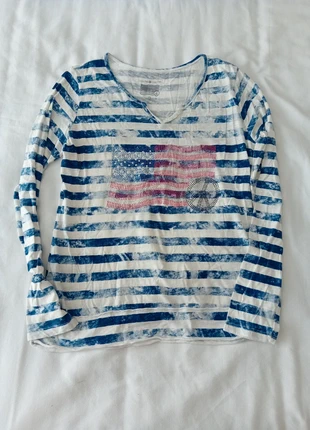 Tee-shirt cache cache.  Taille M, marque: Cache Cache, état: Très bon état, taille: M / 38 / 10, 3,00 €, 3,85 € Protection acheteurs incluse