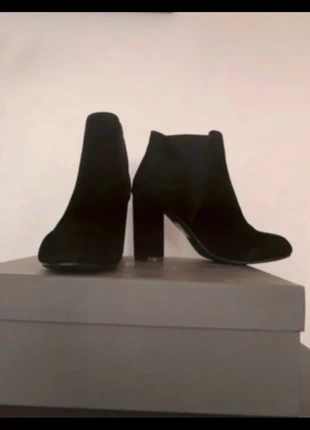 Bottines élastiquées talons neuves 37, brand: Ilario Ferucci, condition: New with tags, size: 37, €50.00, €53.20 includes Buyer Protection