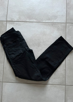 Pantalon/Jean Liberto noir taille 14 ans / 164 cm, marque: Liberto, état: Très bon état, taille: 14 ans / 164 cm, 4,00 €, 4,90 € Protection acheteurs incluse