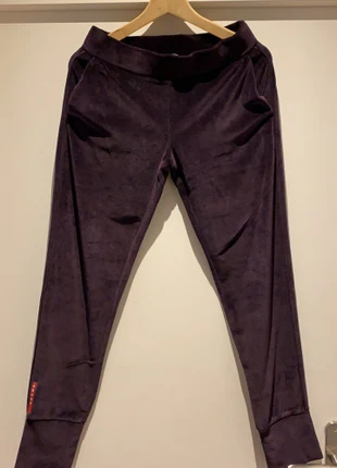 Jogging Prada type Velours Femme, brand: Prada, condition: New without tags, size: S / 36 / 8, €90.00, €95.20 includes Buyer Protection