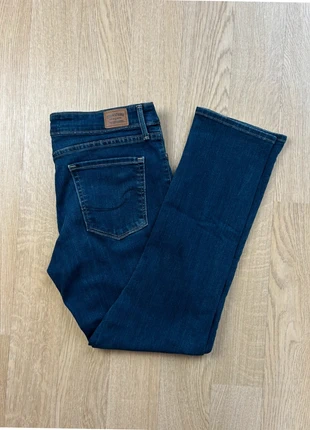 Jean Levi’s Signature Mid Rise Slim femme – FR 42 W31 L28  bleu denim, état: Très bon état, taille: XL / 42 / 14, 27,00 €, 29,05 € Protection acheteurs (Pro) incluse
