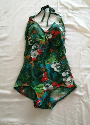 Costume intero vintage, marca: Vintage, estado: Bom, tamanho: Outro, €9.00, €10.15 inclui Proteção do Comprador