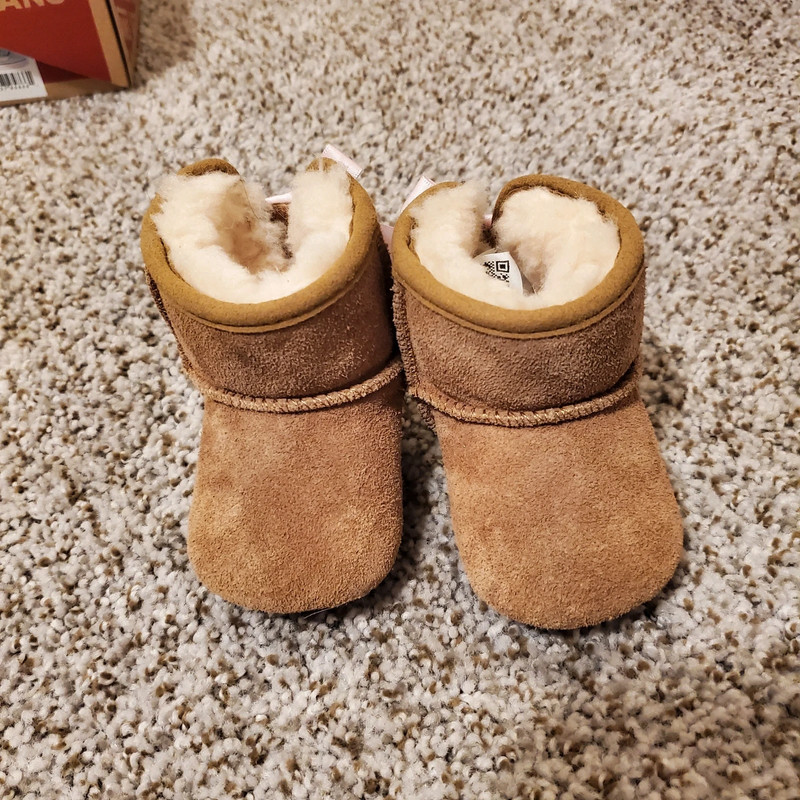 Ugg boots size 0/1c 1