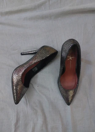 Paire de chaussures à talons argentées (taille 38), marque: Atmosphere, état: Bon état, taille: 38, 5,00 €, 5,95 € Protection acheteurs incluse