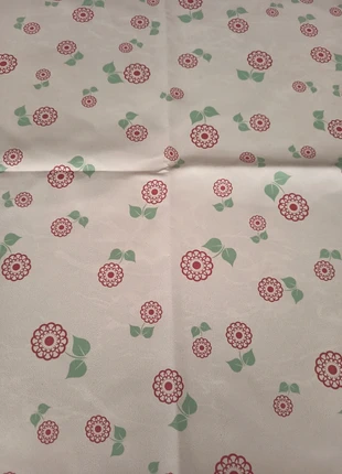 Tissu Fleurs géométriques, marque: Couture, état: Très bon état, 3,00 €, 3,85 € Protection acheteurs (Pro) incluse