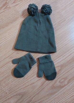 Bonnets+ moufle, brand: Zeeman, condizioni: Nuovo senza cartellino, taglia: Fino a 1 mese / 50 cm, €2.00, €2.80 include la Protezione acquisti