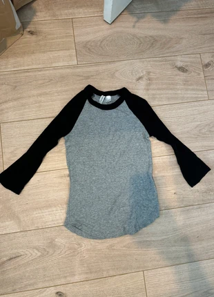 Haut bicolore H&M, marca: H&M, estado: Muy bueno, tamaño: S / 36 / 8, 5,00 €, 5,95 € Protección al comprador incluida