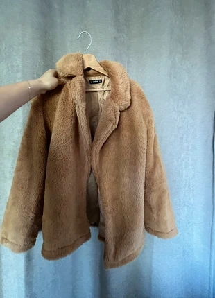 Fausse fourrure marron clair, merk: Shein, staat: Heel goed, maat: M / 38 / 10, € 10,00, € 11,20 inclusief Kopersbescherming