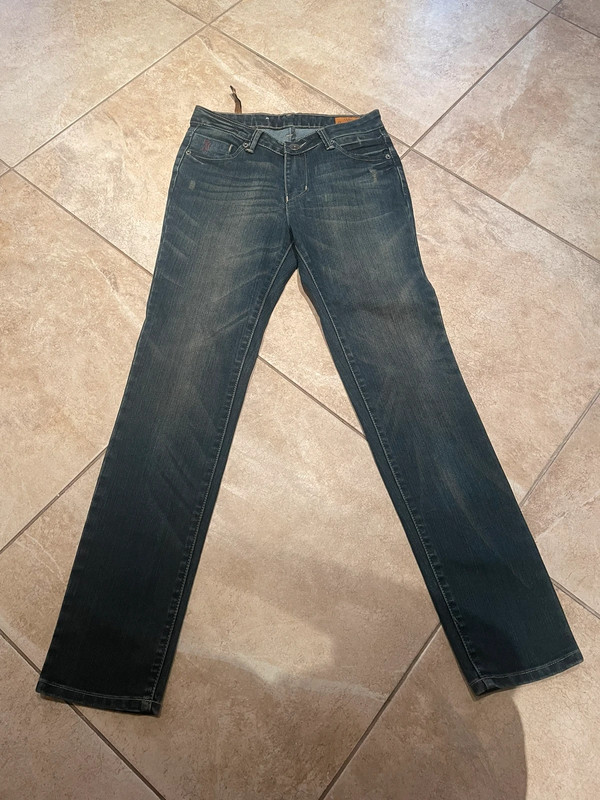 Women's Overhauled skinny jeans. Size 28. 2