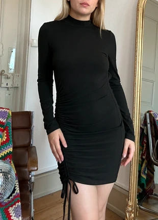 Robe courte noir à dos nu vintage, merk: Vintage Dressing, staat: Heel goed, maat: S / 36 / 8, € 12,00, € 13,30 inclusief Kopersbescherming