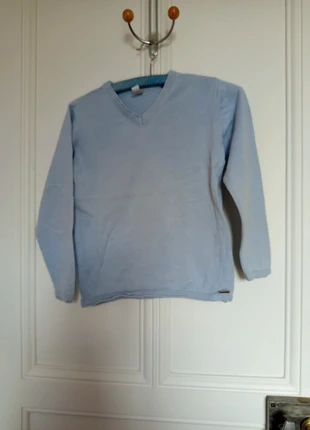 Pull col en V " Okaïdi", marque: Okaïdi, état: Bon état, taille: 8 ans / 128 cm, 2,00 €, 2,80 € Protection acheteurs incluse