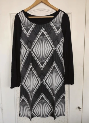 Robe courte manches longues Oltre taille M, brand: Oltre, condition: Very good, size: M / 38 / 10, €9.00, €10.15 includes Buyer Protection