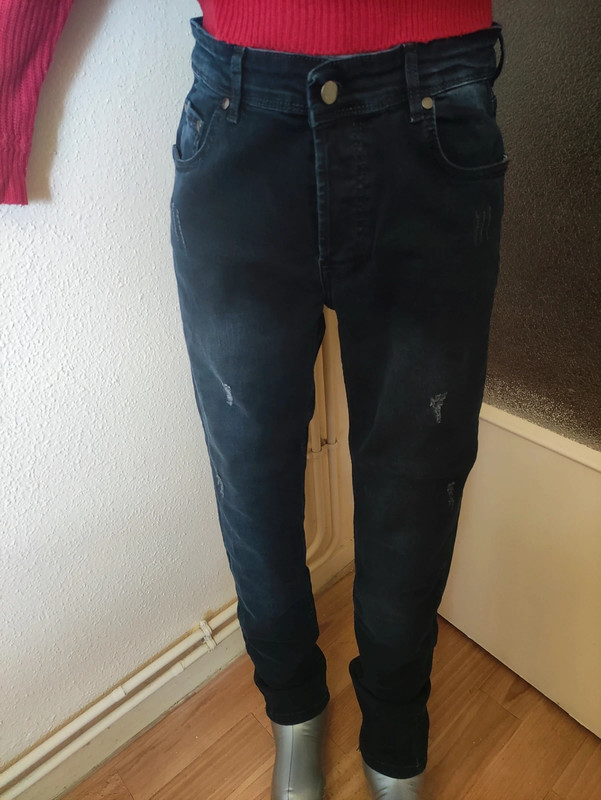 Pantalon jean troué taille 40-42