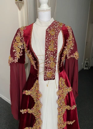 Caftan perlé bordeau, condizioni: Ottime, taglia: M / IT 42 / EU 38, €130.00, €137.20 include la Protezione acquisti