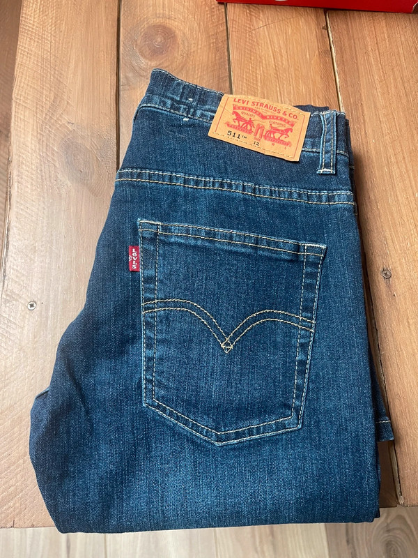 Jean Levis 511 taille 12ans Vinted