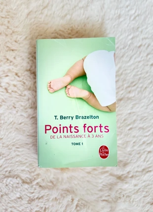 Livre de puériculture et maternité - Naissance à 3 ans, condition: Good, €1.50, €2.28 includes Buyer Protection