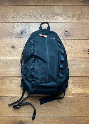 Sac a dos salomon noir multipoche rembourré vintage, marke: Salomon, zustand: Sehr gut, 35,00 €, 37,45 € inklusive Vinted-Käuferschutz