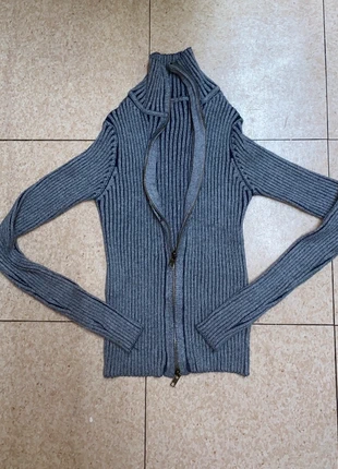 Grey ribbed zip up jacket, brand: musera, condition: Very good, size: XS / 6, £2.00, £2.80 includes Buyer Protection