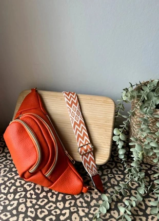 🍊 Superbe banane orange fluo à bandoulière chevron – Neuve, merk: Tendance, staat: Nieuw zonder prijskaartje, € 21,00, € 22,75 inclusief Kopersbescherming