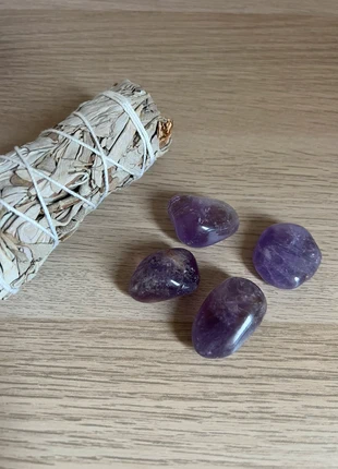 Améthyste, brand: Pierre, condition: New without tags, €4.50, €5.43 includes Buyer Protection