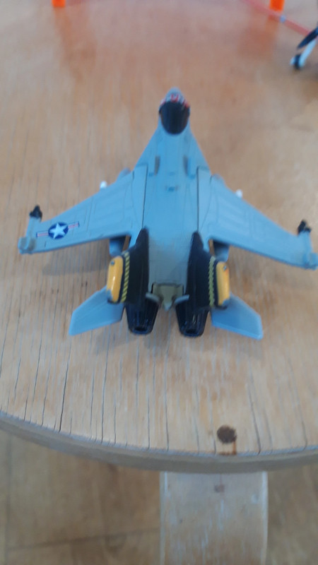 Lot de 2 personnages