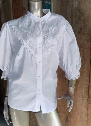 Dirndl. Trachten. Camicia  top camicetta, blusa tirolese cottage core, prairie vittoriana, brand: Trachten, condizioni: Ottime, taglia: XXXL / IT 50 / EU 46, €23.00, €24.85 include la Protezione acquisti