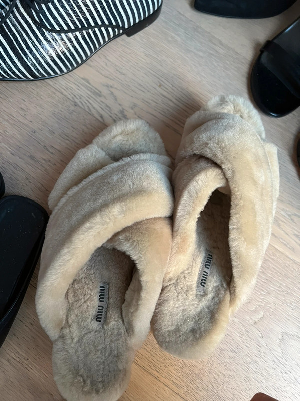 MiuMiu 37/UK4 fur sandals beige - Vinted