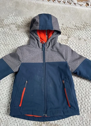 Manteaux garçon en tres bon etat 104, marque: C&A, état: Très bon état, taille: 4 ans / 104 cm, 12,00 €, 13,30 € Protection acheteurs incluse