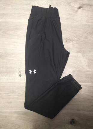 Jogging under armour, merk: Under Armour, staat: Heel goed, maat: S, € 40,00, € 42,70 inclusief Kopersbescherming