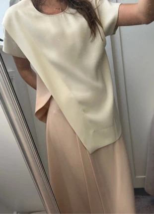 Cedric Charlier matching set with pink and white blouse and pink midi skirt with pleat, brand: Cédric Charlier, condition: Very good, size: M / 38 / 10, €50.00, €53.20 includes Buyer Protection