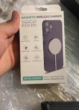 Carregador de telemóvel, marca: novo, estado: Muito bom, €27.00, €29.05 inclui Proteção do Comprador