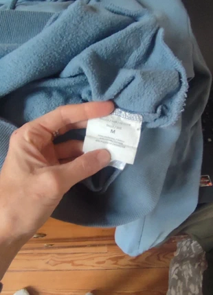 Vends sweat à capuche coton la halle, marque: La Halle, état: Bon état, taille: M, 2,00 €, 2,80 € Protection acheteurs incluse