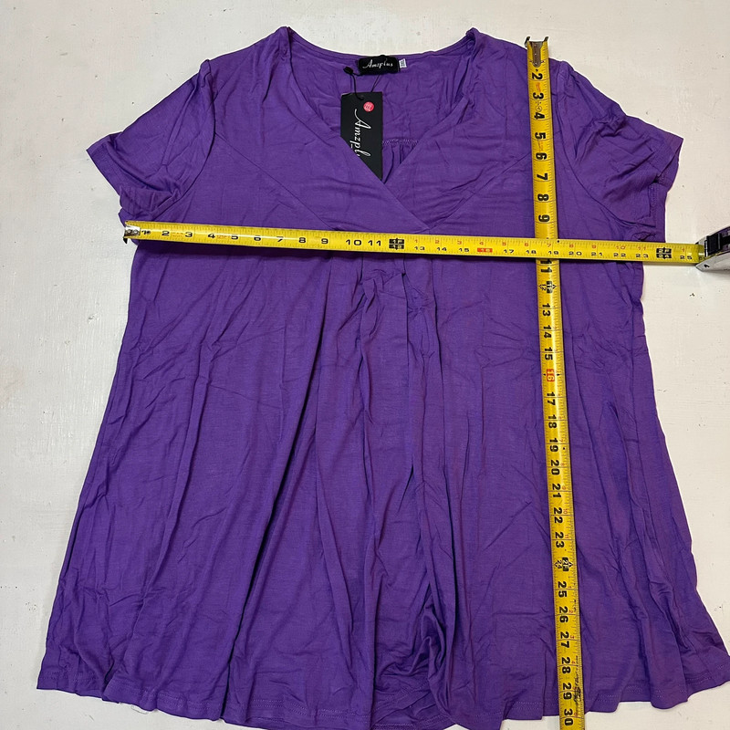 NWT - Amzplus Plus Women's purple Short Sleeve Top, Size 3X 4