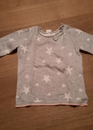 Trui met sterren H&M 86 (A), marque: H&M, état: Très bon état, taille: 18-24 mois / 86 cm, 1,25 €, 2,01 € Protection acheteurs incluse